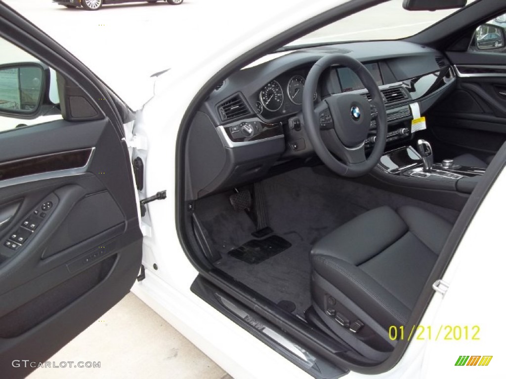 Black Interior 2012 BMW 5 Series 528i Sedan Photo #60073446