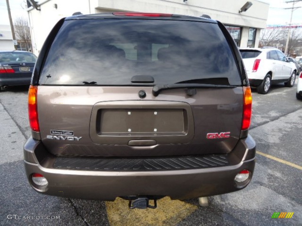 2008 Envoy SLE 4x4 - Medium Brown Metallic / Ebony photo #7