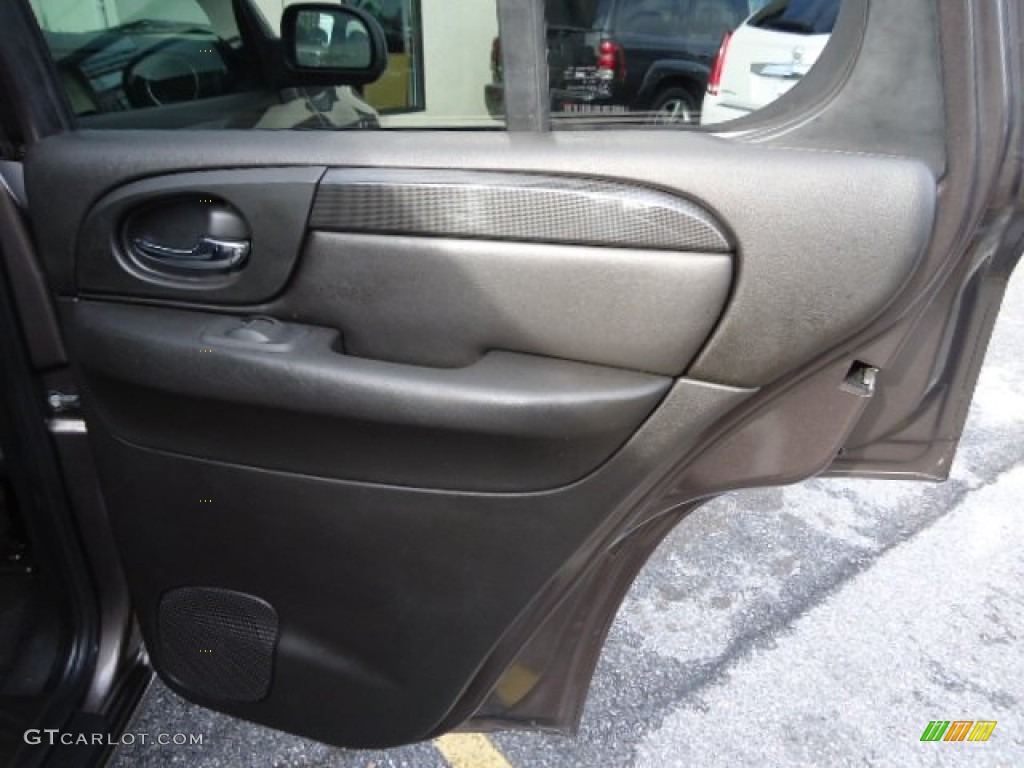 2008 Envoy SLE 4x4 - Medium Brown Metallic / Ebony photo #21