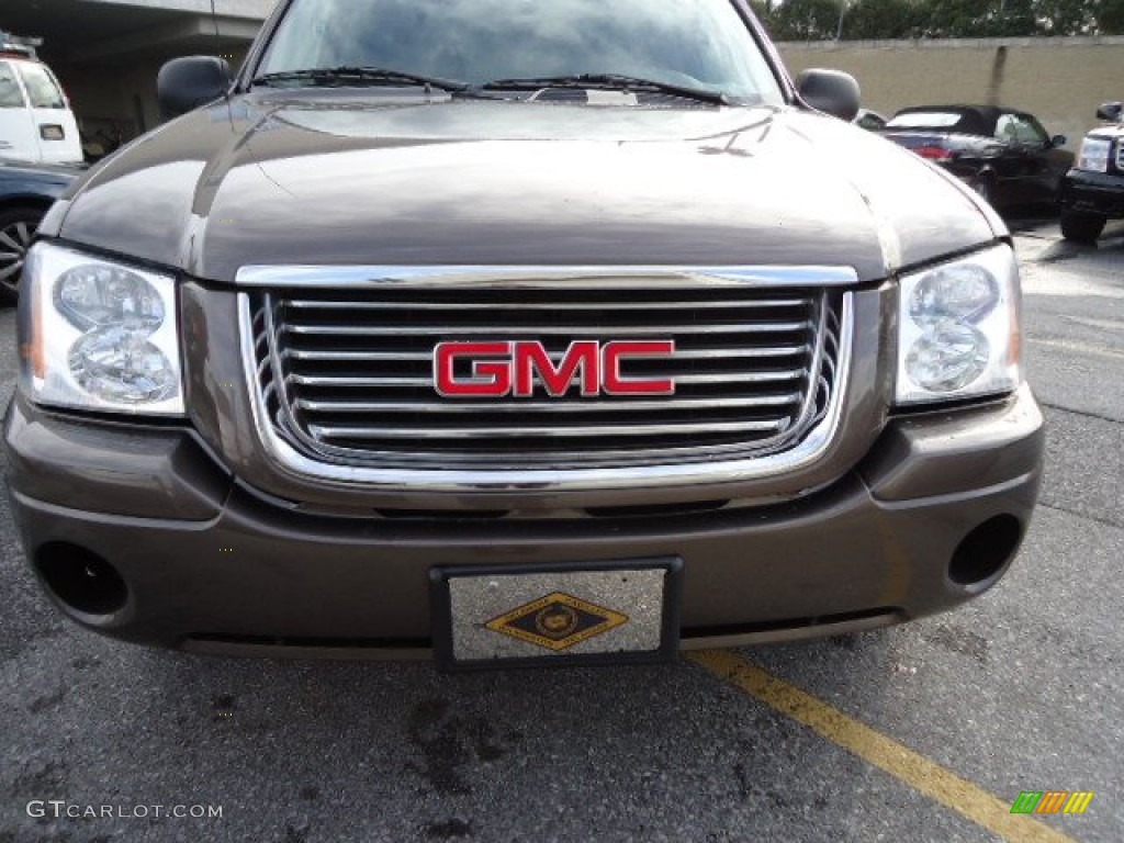 2008 Envoy SLE 4x4 - Medium Brown Metallic / Ebony photo #40