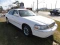 2008 Vibrant White Lincoln Town Car Signature Limited  photo #4