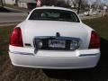 2008 Vibrant White Lincoln Town Car Signature Limited  photo #9