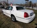 2008 Vibrant White Lincoln Town Car Signature Limited  photo #10