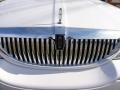 2008 Vibrant White Lincoln Town Car Signature Limited  photo #28