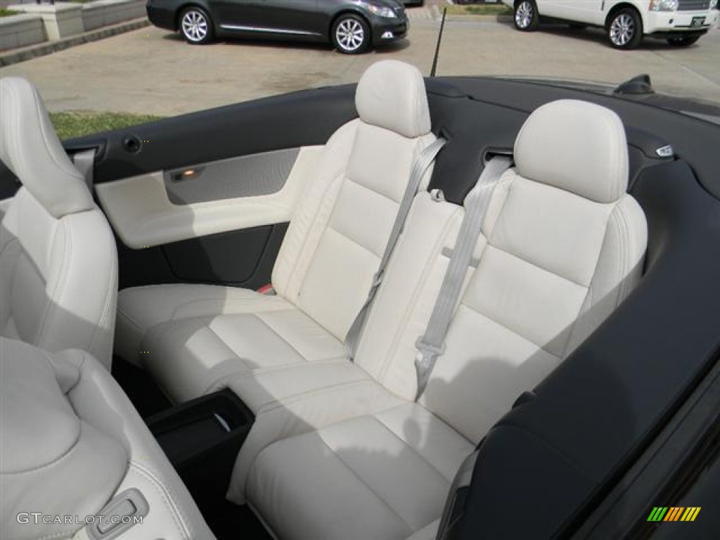 Soverign Hide Calcite Leather/Off Black Interior 2011 Volvo C70 T5 Photo #60084333