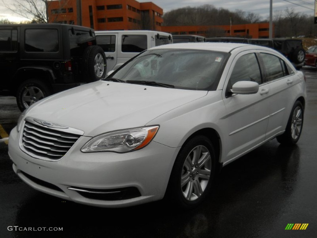 Bright White Chrysler 200