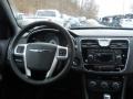 Bright White - 200 Touring Photo No. 4