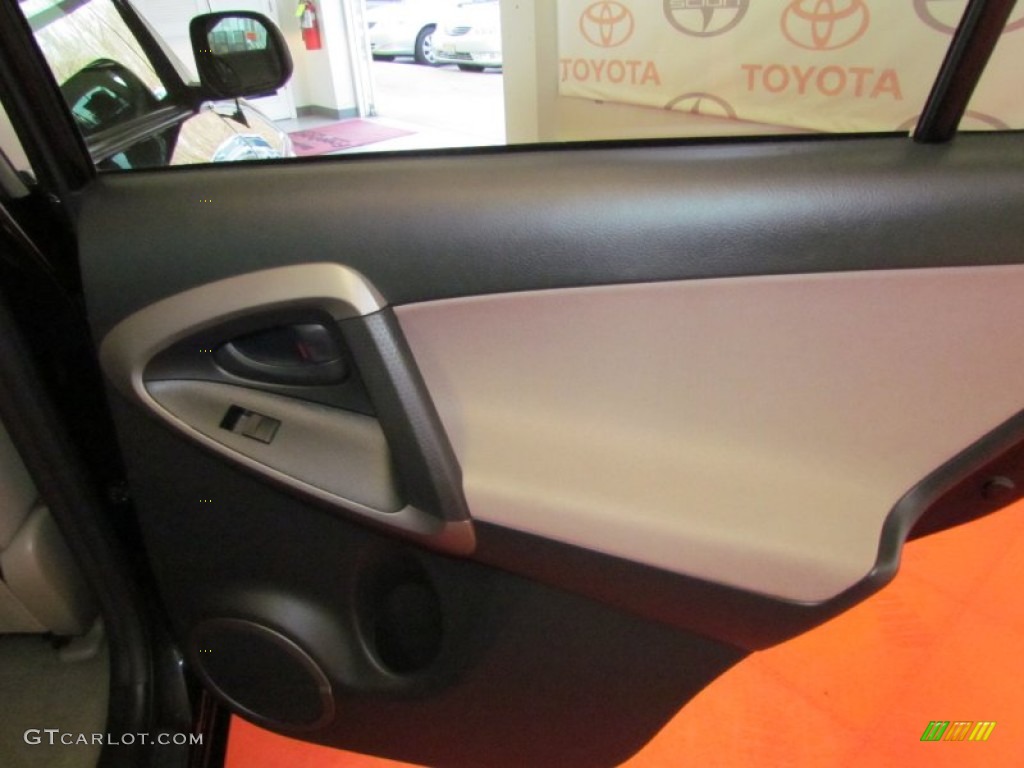 2008 RAV4 4WD - Black / Ash photo #22