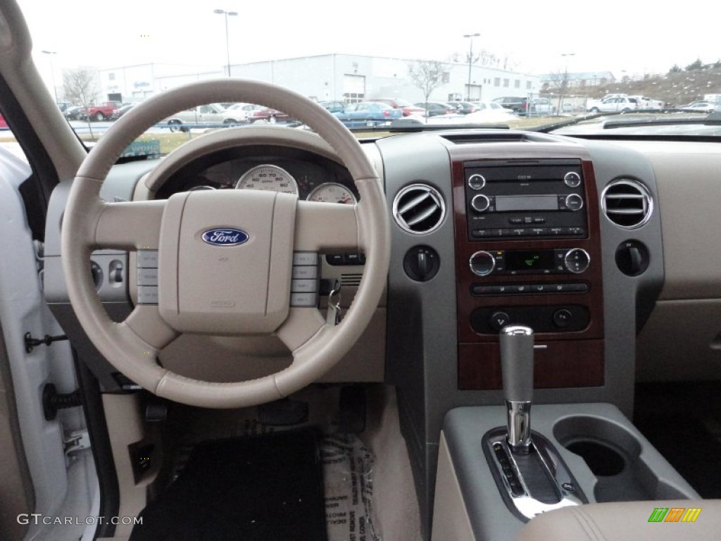 2008 Ford F150 Lariat SuperCrew 4x4 Tan Dashboard Photo #60087729