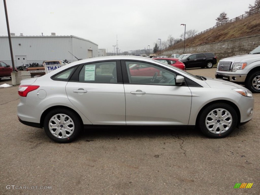 Ingot Silver Metallic 2012 Ford Focus SE Sedan Exterior Photo #60090171