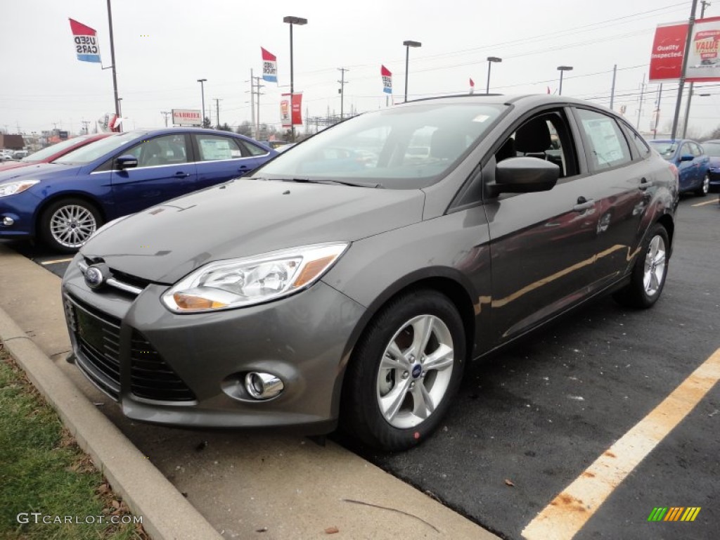 2012 Focus SE Sport Sedan - Sterling Grey Metallic / Two-Tone Sport photo #1