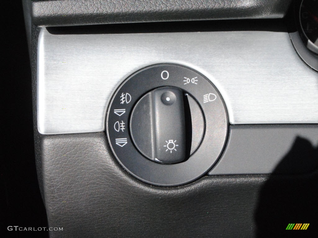 2008 Audi A4 2.0T Special Edition Sedan Controls Photo #60095613