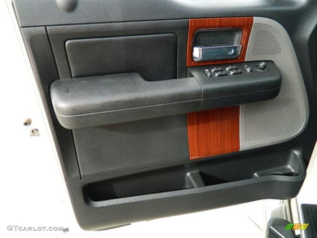 2007 Ford F150 Lariat SuperCrew 4x4 Black Door Panel Photo #60097929