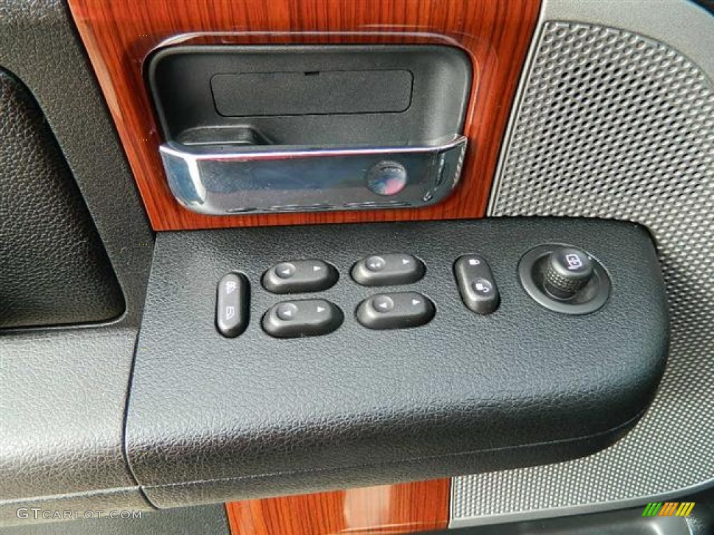2007 Ford F150 Lariat SuperCrew 4x4 Controls Photo #60097938