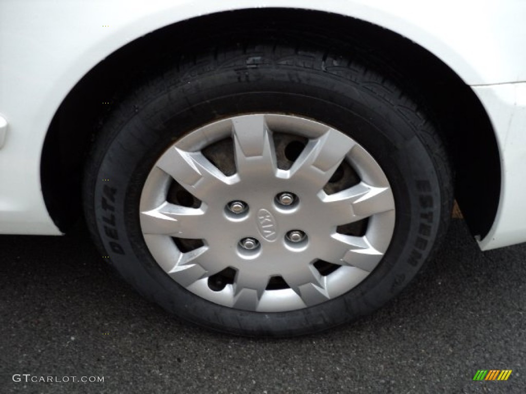 2006 Optima LX - White / Gray photo #5