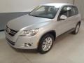Reflex Silver Metallic - Tiguan S Photo No. 17