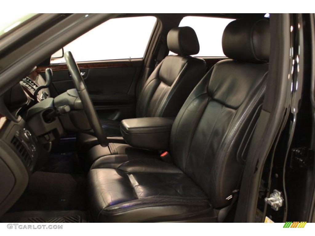 2006 Cadillac DTS Standard DTS Model Front Seat Photo #60104433
