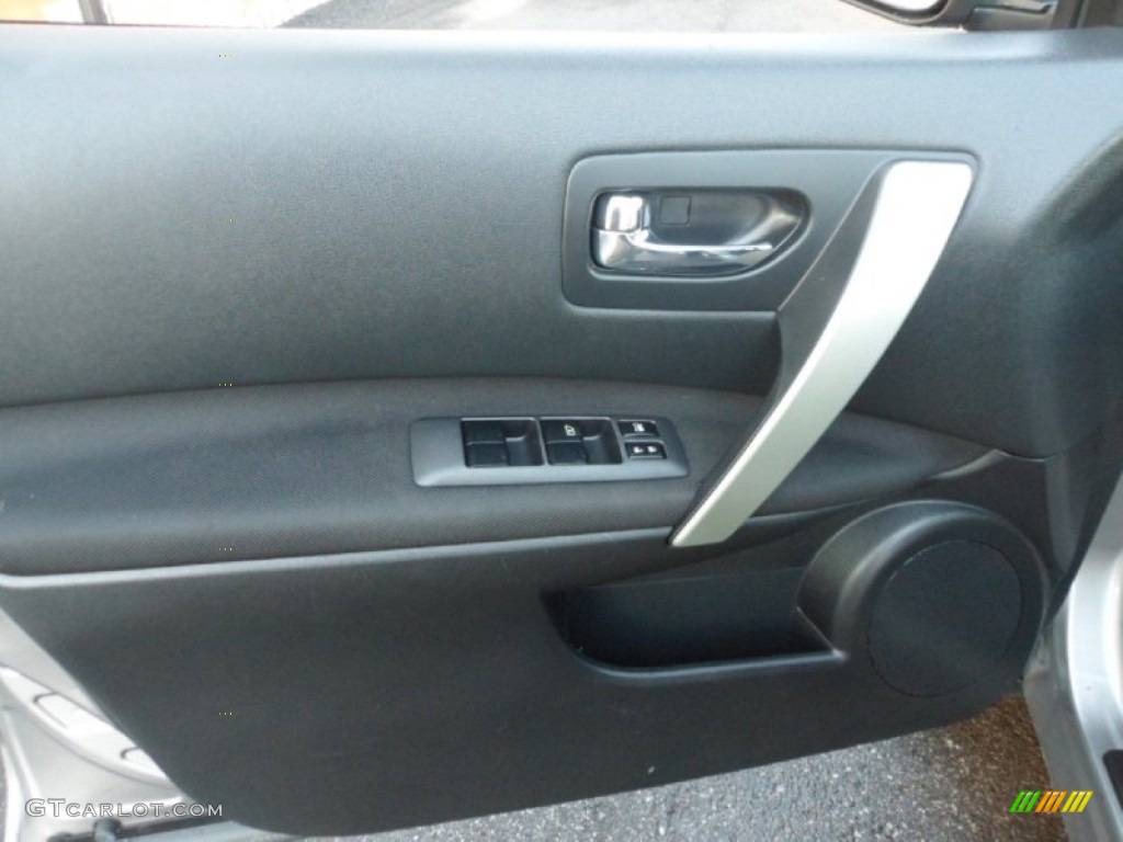 2011 Rogue S AWD - Platinum Graphite / Black photo #9