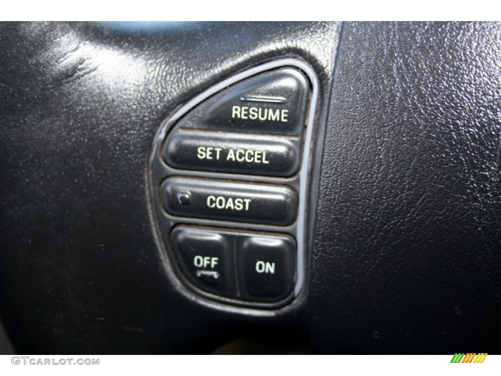 2006 Ford F350 Super Duty Lariat SuperCab 4x4 Dually Controls Photo #60105231