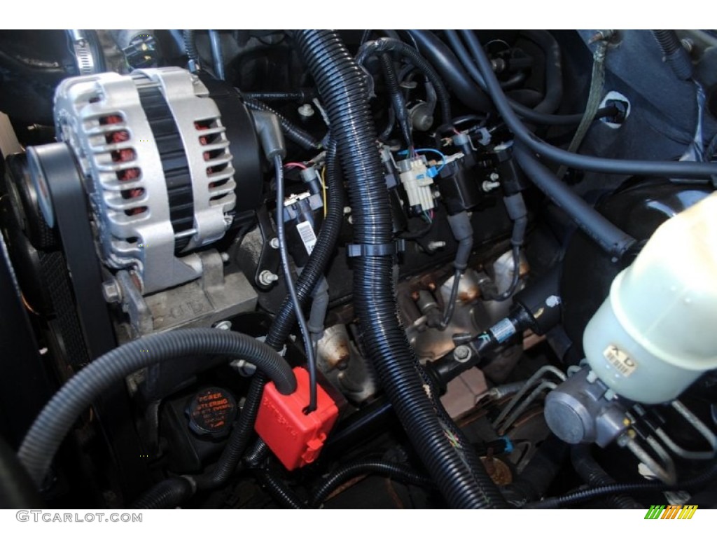 2000 Chevrolet Suburban 1500 LT 4x4 Engine Photos