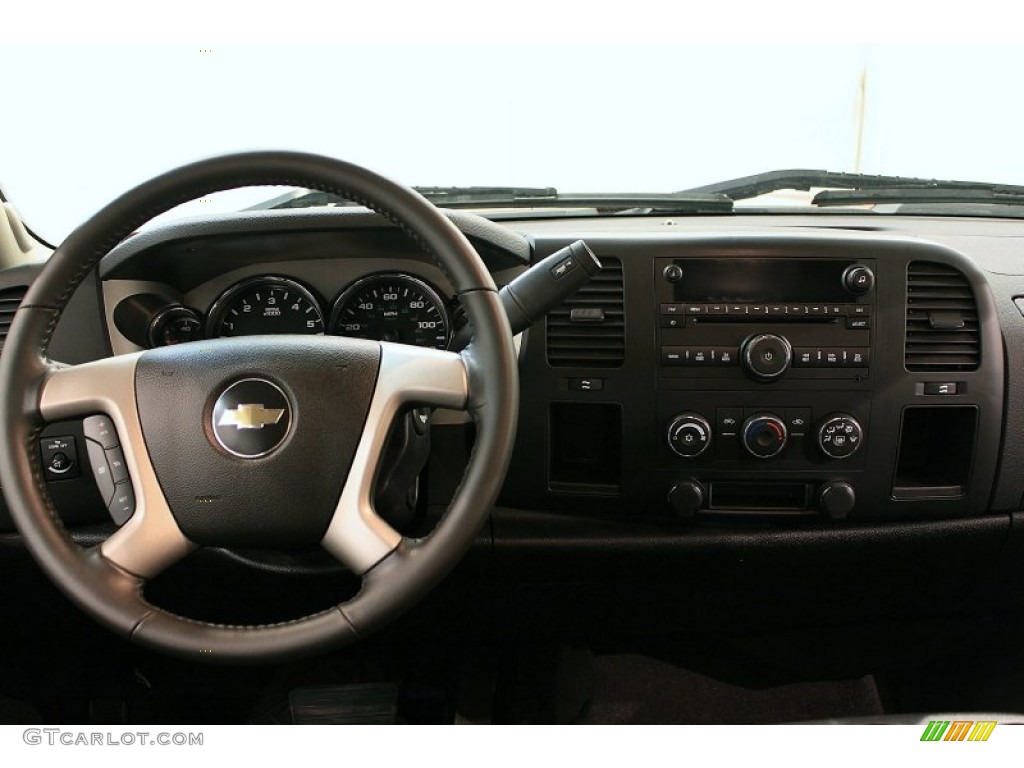 2008 Silverado 1500 LT Extended Cab - Victory Red / Ebony photo #17