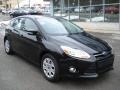 2012 Black Ford Focus SE 5-Door  photo #2