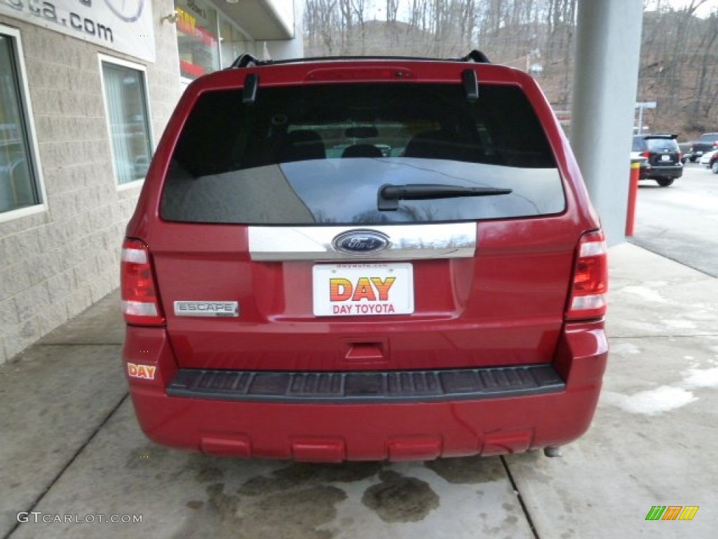 2010 Escape Limited 4WD - Sangria Red Metallic / Charcoal Black photo #3
