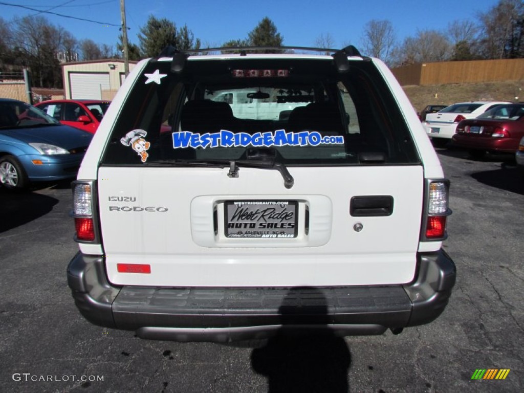 2002 Rodeo SE - Alpine White / Gray photo #6