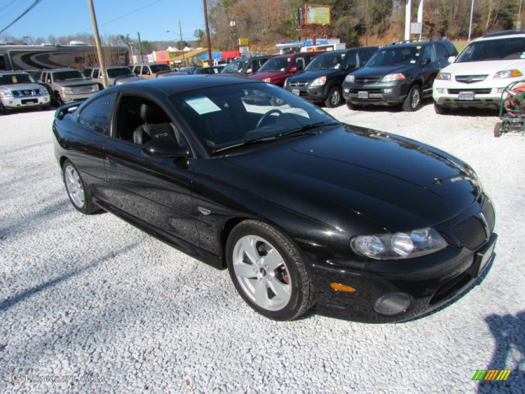 Phantom Black Metallic Pontiac GTO