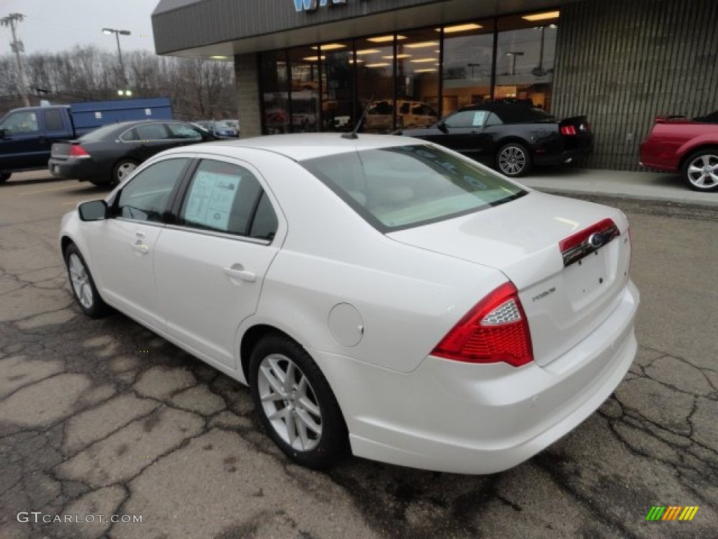 2010 Fusion SEL - White Platinum Tri-coat Metallic / Camel photo #2