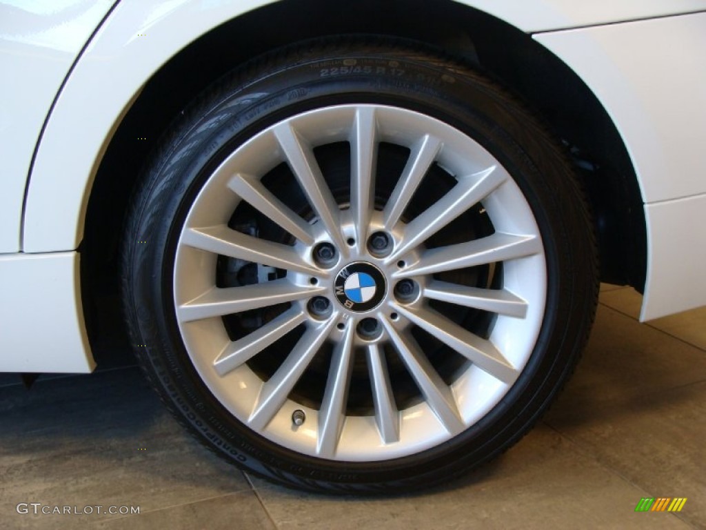 2011 3 Series 335i xDrive Sedan - Alpine White / Black photo #7