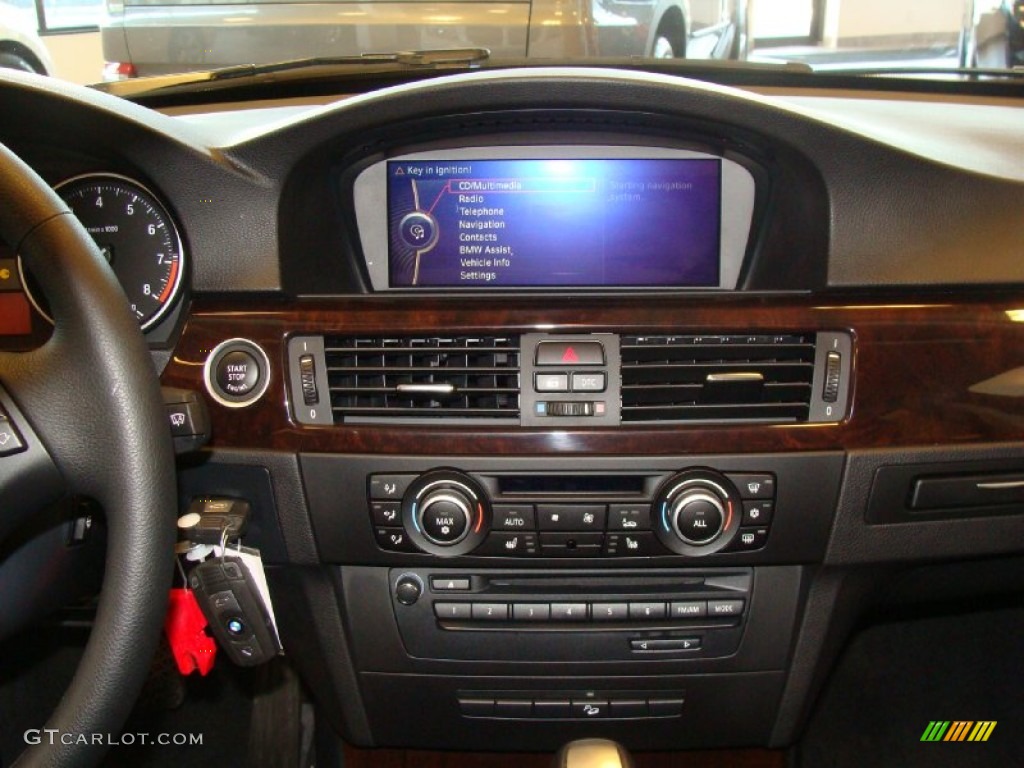 2011 3 Series 335i xDrive Sedan - Alpine White / Black photo #12