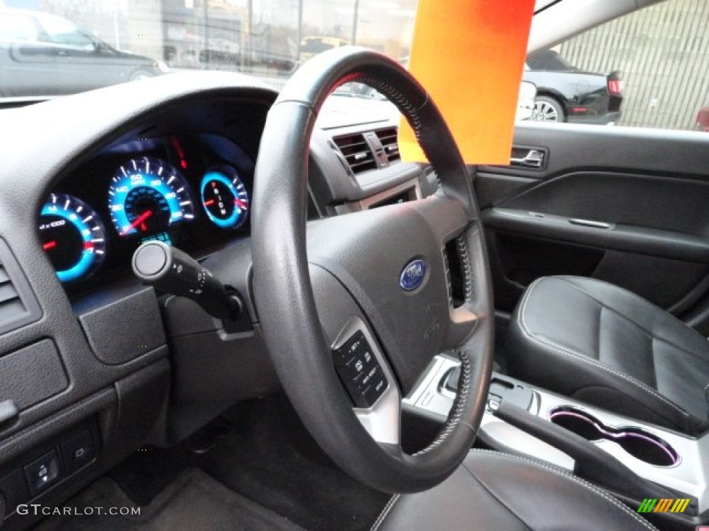 2010 Fusion SEL V6 - Tuxedo Black Metallic / Charcoal Black photo #16