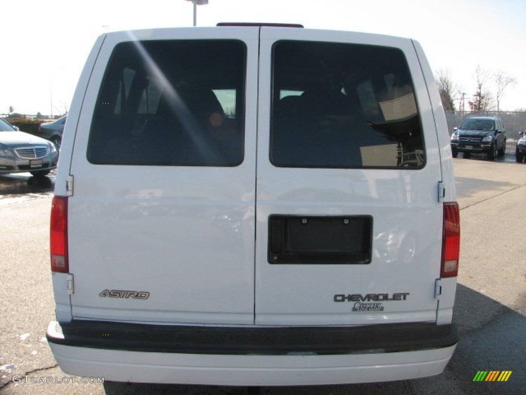 1998 Astro LS Passenger Van - White / Navy photo #4