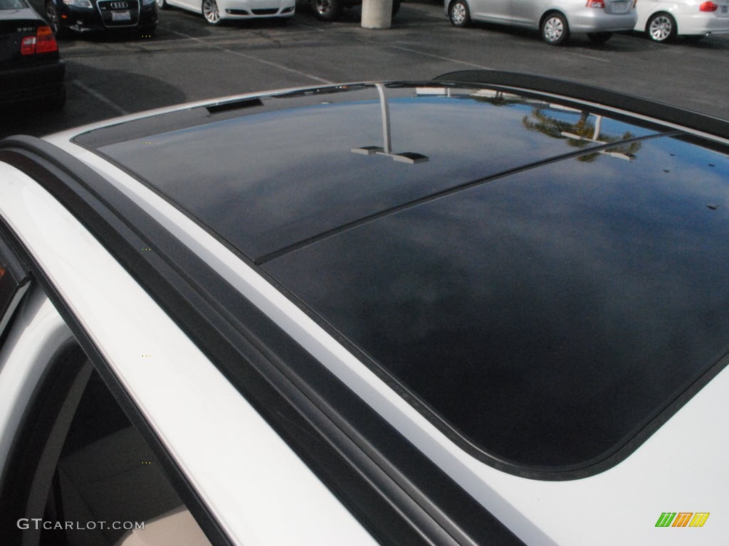 2012 3 Series 328i xDrive Sports Wagon - Alpine White / Beige photo #14