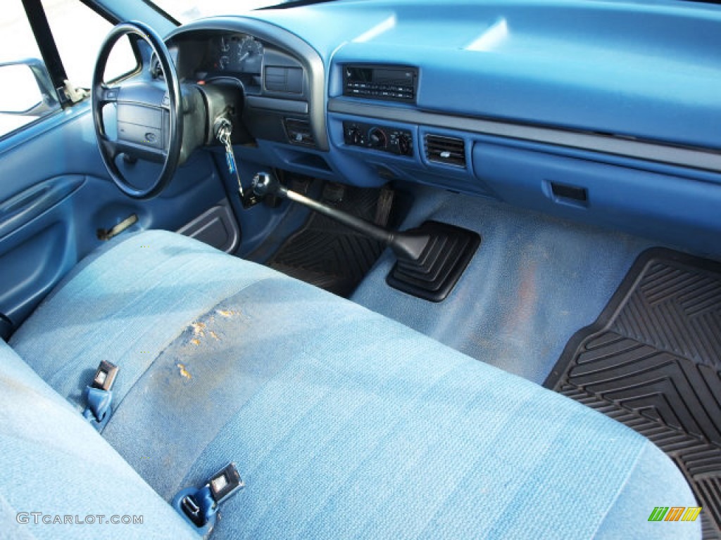 1995 F150 XL Regular Cab - Light Opal Metallic / Blue photo #5