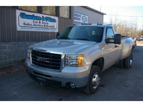 2007 GMC Sierra 3500HD SLE Regular Cab Dually Data, Info and Specs