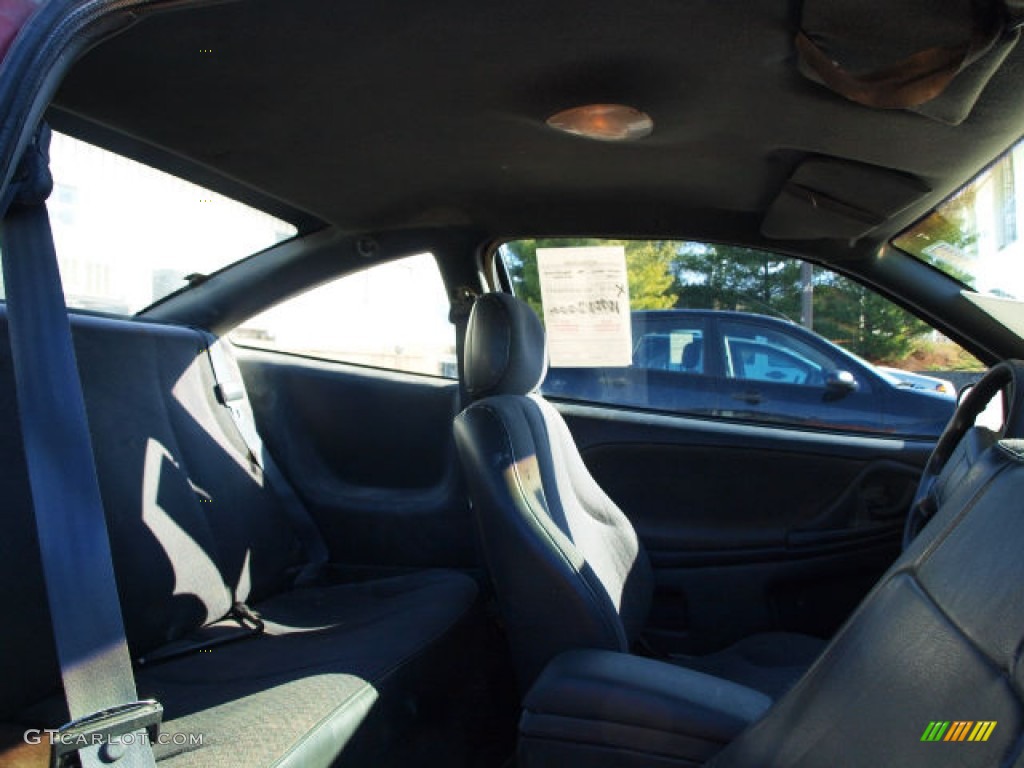 1996 Cavalier Coupe - Cayenne Red Metallic / Dark Gray photo #3