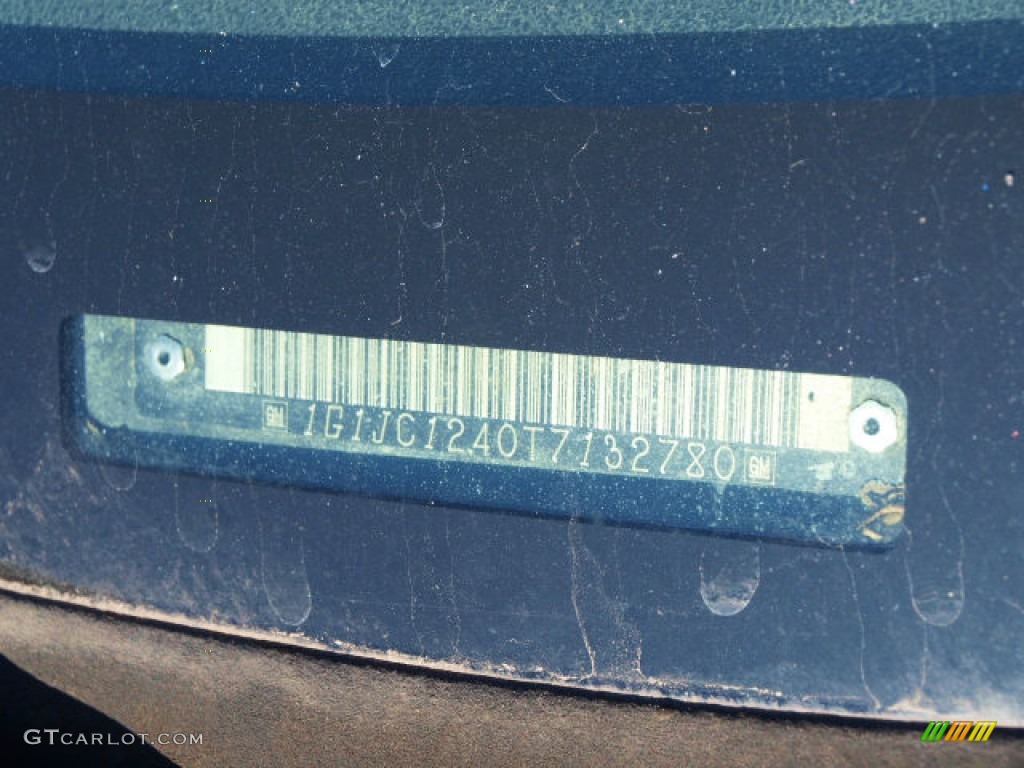 1996 Cavalier Coupe - Cayenne Red Metallic / Dark Gray photo #6