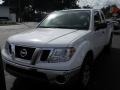 Avalanche White - Frontier XE King Cab Photo No. 2