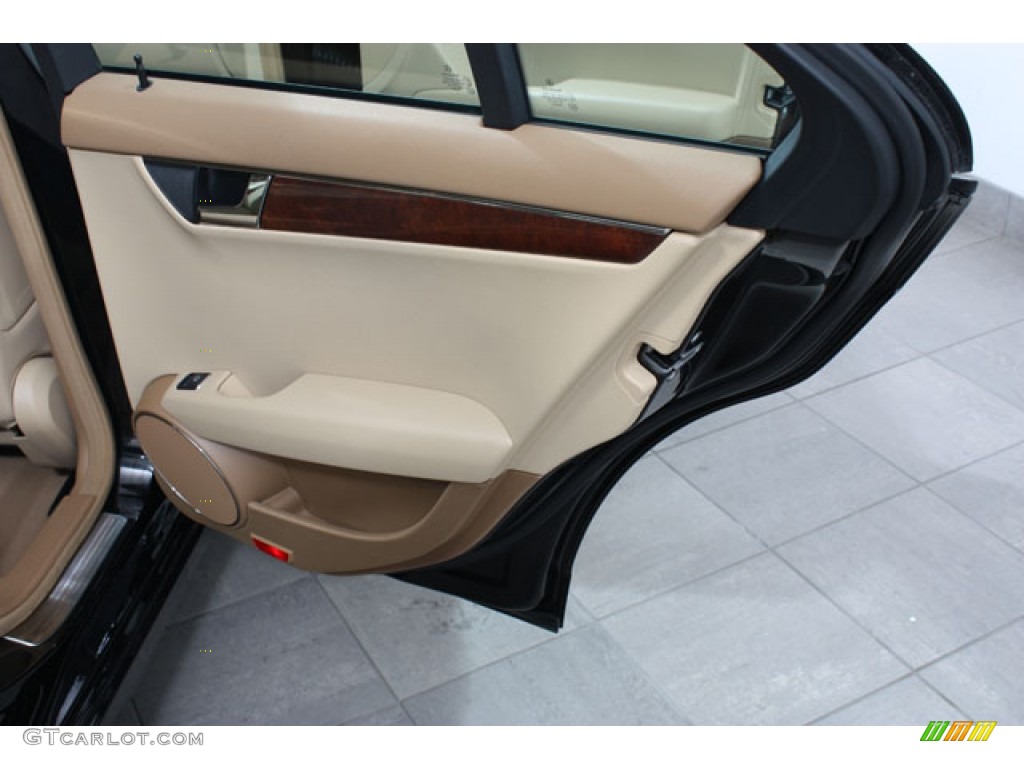 2008 Mercedes-Benz C 300 4Matic Sport Savanna/Cashmere Door Panel Photo #60139717