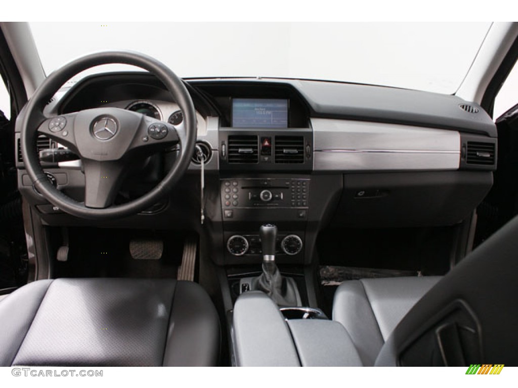 2010 Mercedes-Benz GLK 350 4Matic Black Dashboard Photo #60139932