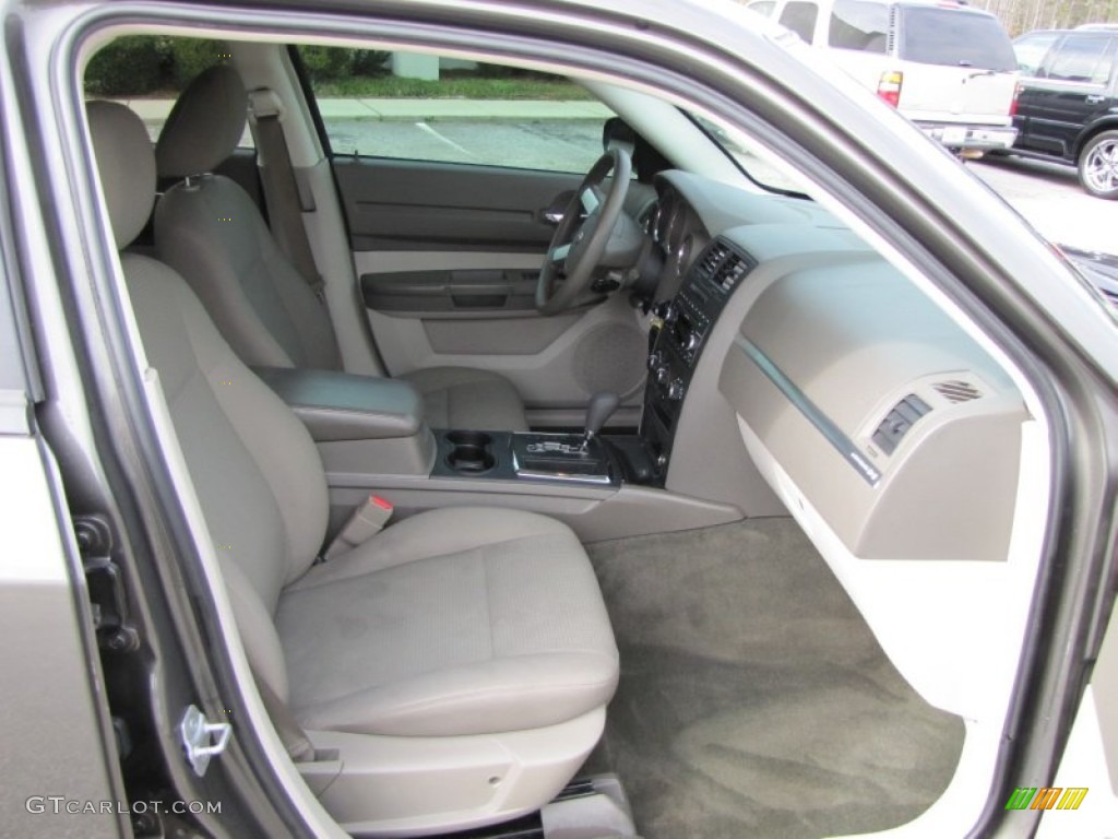 2008 Magnum  - Dark Titanium Metallic / Dark Khaki/Light Graystone photo #15