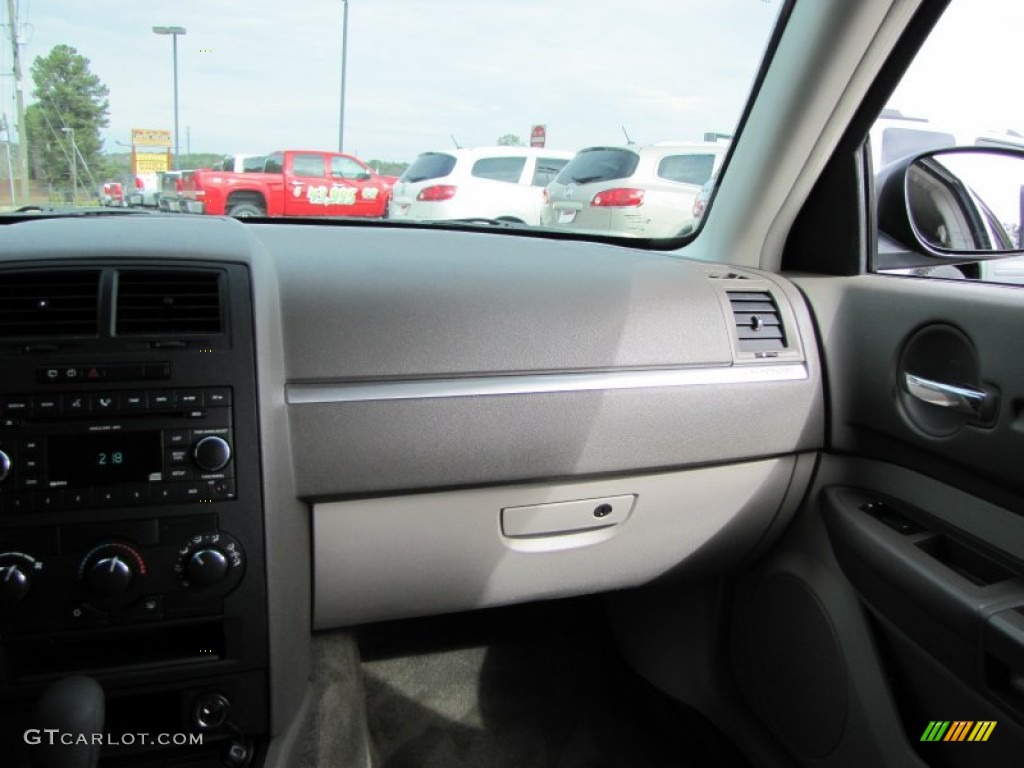 2008 Magnum  - Dark Titanium Metallic / Dark Khaki/Light Graystone photo #16