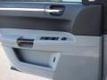 Bright Silver Metallic - 300 C HEMI Photo No. 15