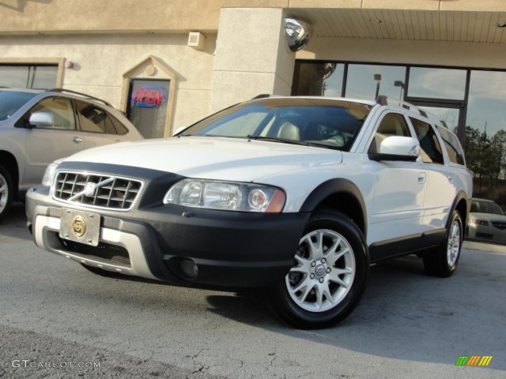 2007 XC70 AWD Cross Country - Ice White / Taupe photo #1