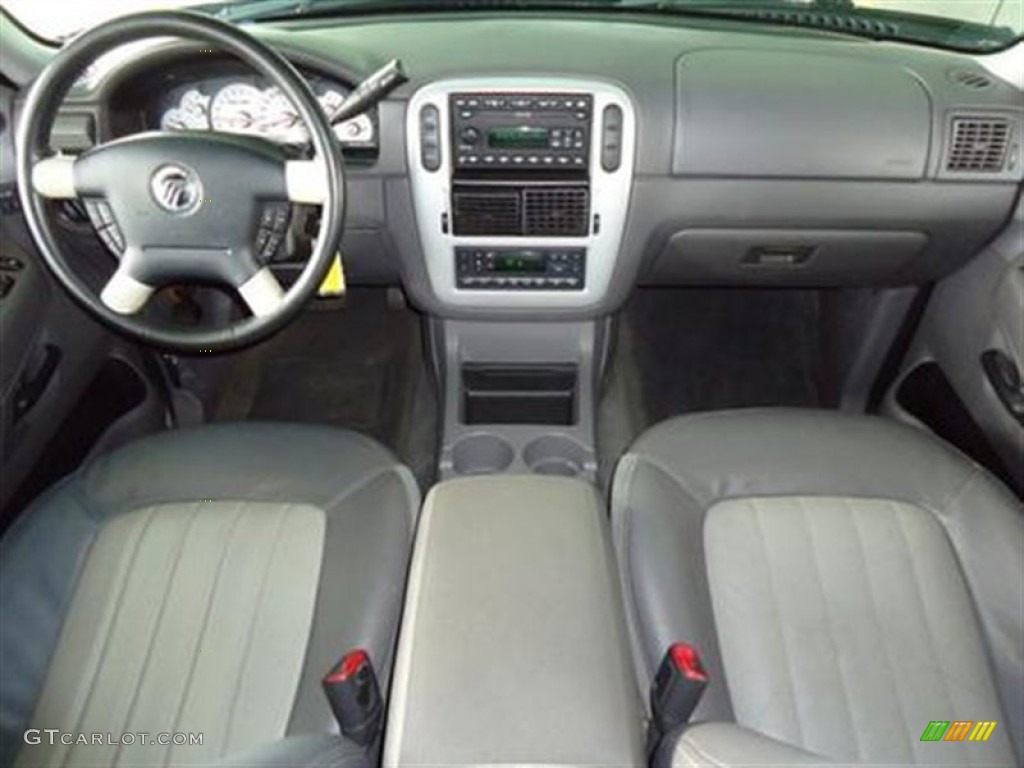 2002 Mercury Mountaineer AWD Dark Graphite Dashboard Photo #60143668