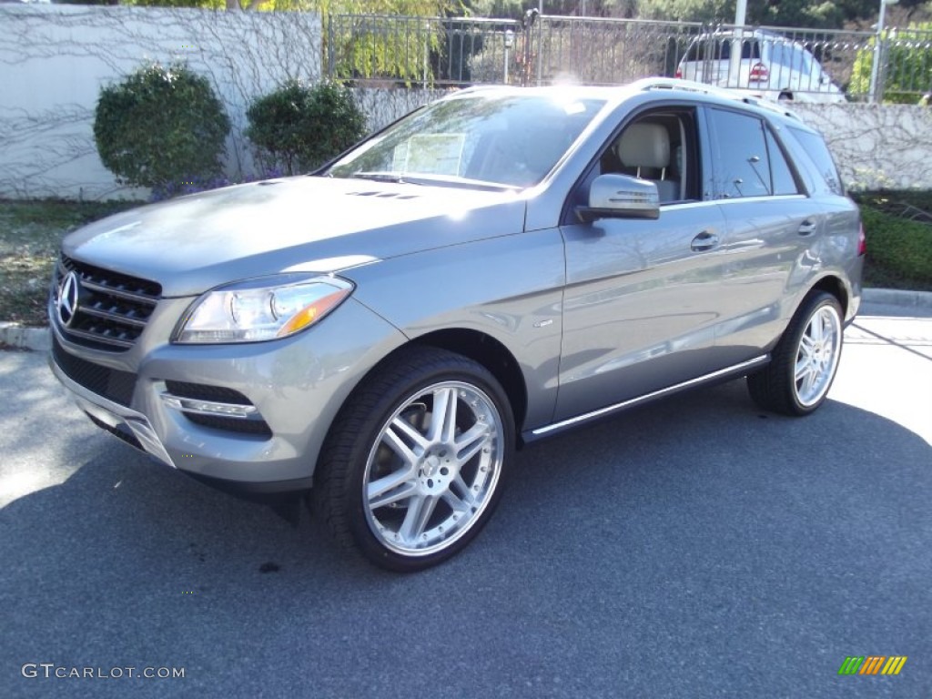Palladium Silver Metallic 2012 Mercedes-Benz ML 350 4Matic Exterior Photo #60145077