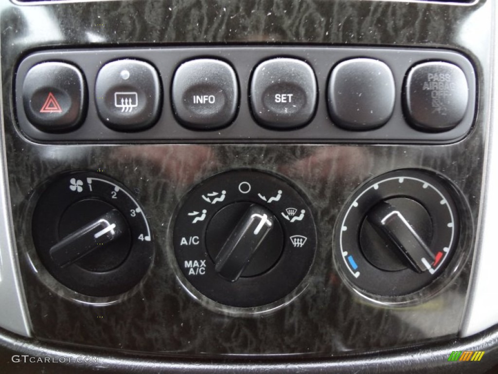 2006 Mercury Mariner Premier 4WD Controls Photo #60145338