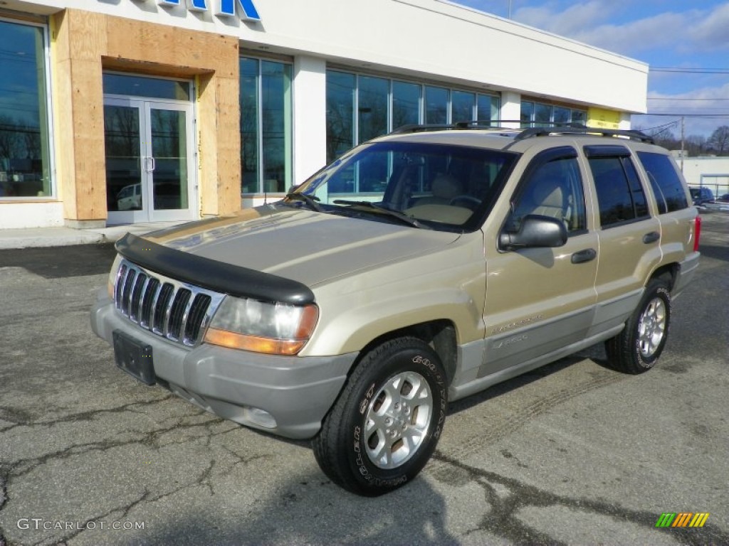 2000 Grand Cherokee Laredo 4x4 - Champagne Pearlcoat / Camel photo #1